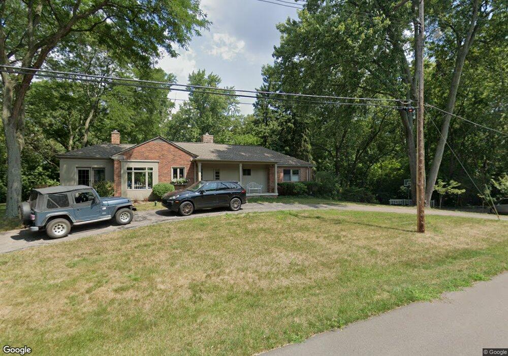 26440 Drummond Ct, Franklin, MI 48025 - photo 1