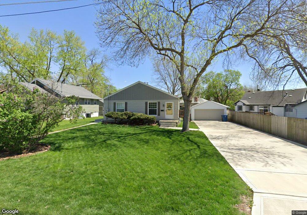 2319 44th St, Des Moines, IA 50310 - photo 1