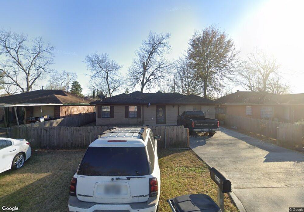 2822 Cromwell St, Houston, TX 77093 - photo 1