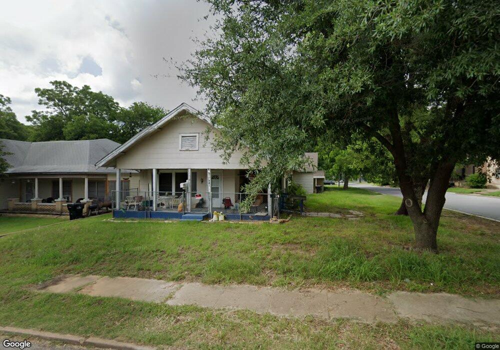 301 W Texas St, Denison, TX 75020 - photo 1