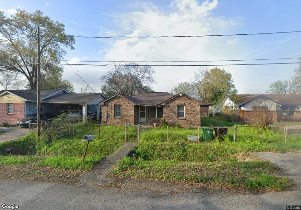762 Prosper St, Houston, TX 77088 - photo 1