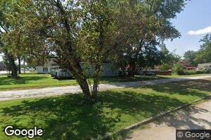 310 NE 1st St, Hardin, MO 64035