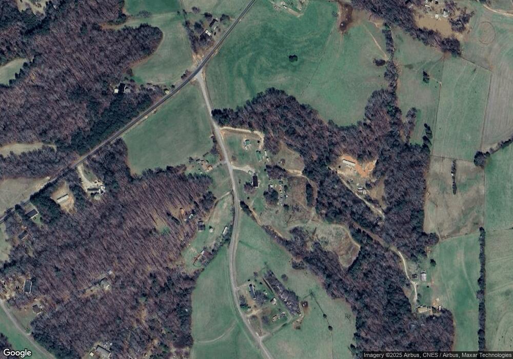 143 Shoemaker Farm Rd, Statesville, NC 28625 - photo 1