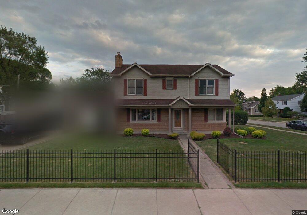 424 W Saint Charles Rd, Elmhurst, IL 60126 - photo 1