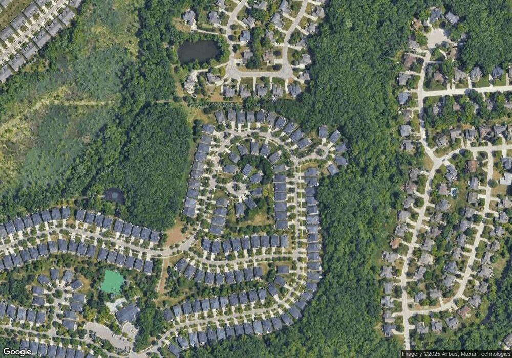 3961 Streamwood Ct, Auburn Hills, MI 48326 - photo 1