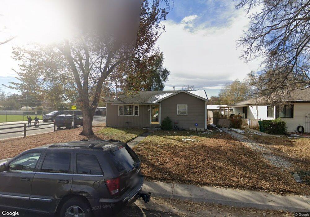 2201 Macon St, Aurora, CO 80010 - photo 1