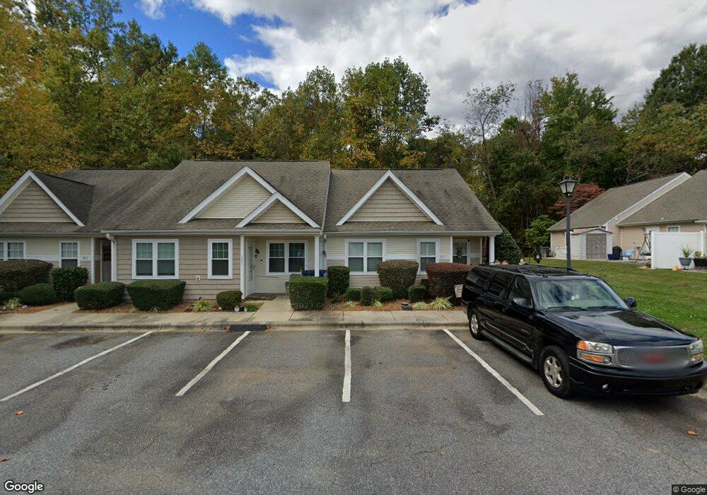 881 Valiant Dr, Statesville, NC 28677 - photo 1