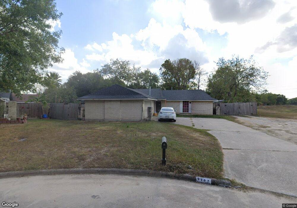 9902 Loggers Trail Ct, Houston, TX 77040 - photo 1
