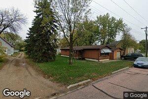 411 N Dakota St, Howard, SD 57349