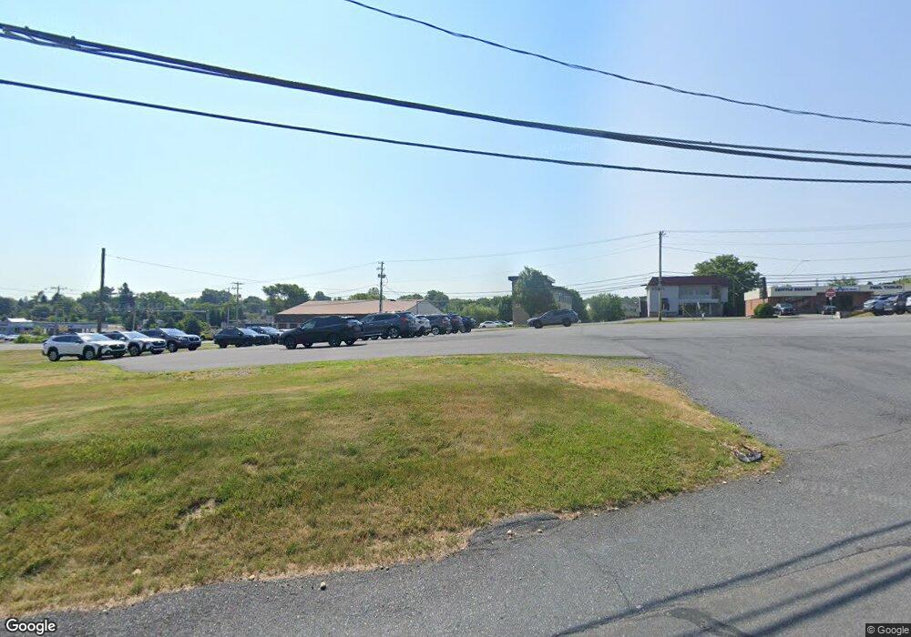 4580 S Cedarbrook Rd, Allentown, PA 18103 - photo 1