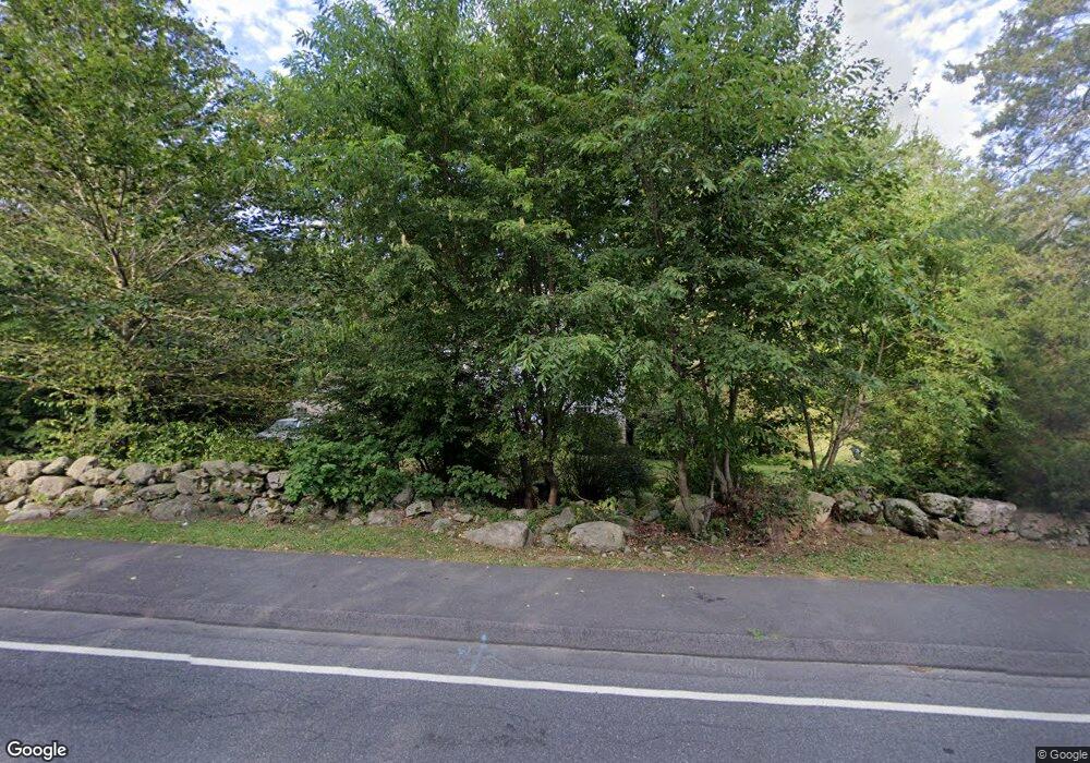 61 Maple Ave N, Westport, CT 06880 - photo 1