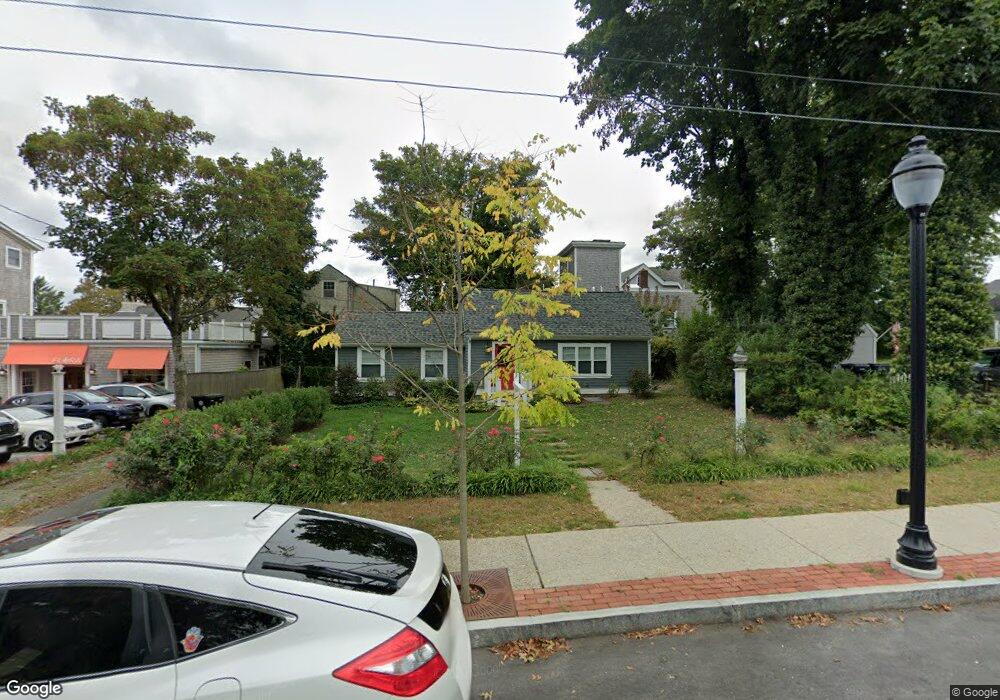 384 Elm St, South Dartmouth, MA 02748 - photo 1