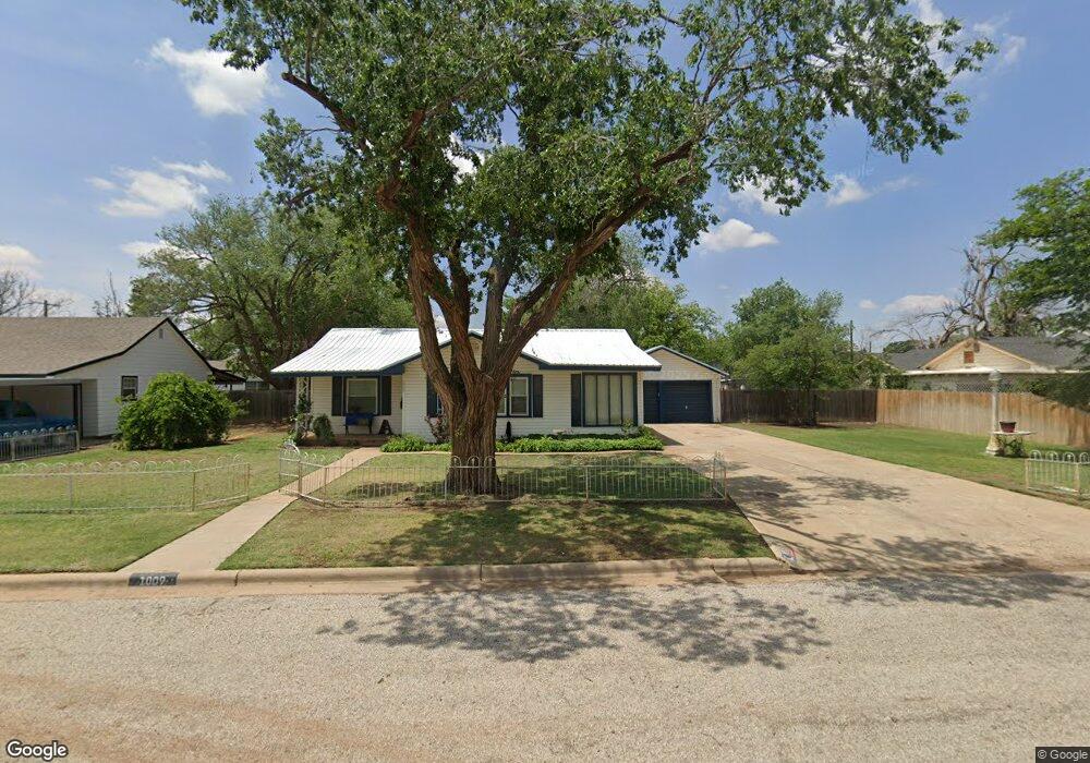 1009 Wayland St, Plainview, TX 79072 - photo 1