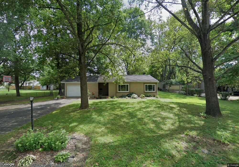 1811 Laurel Dr, Columbus, IN 47203 - photo 1