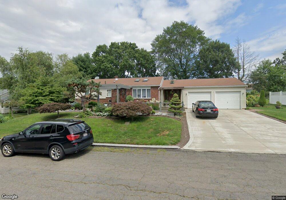 121 Hafey St, Chicopee, MA 01013 - photo 1