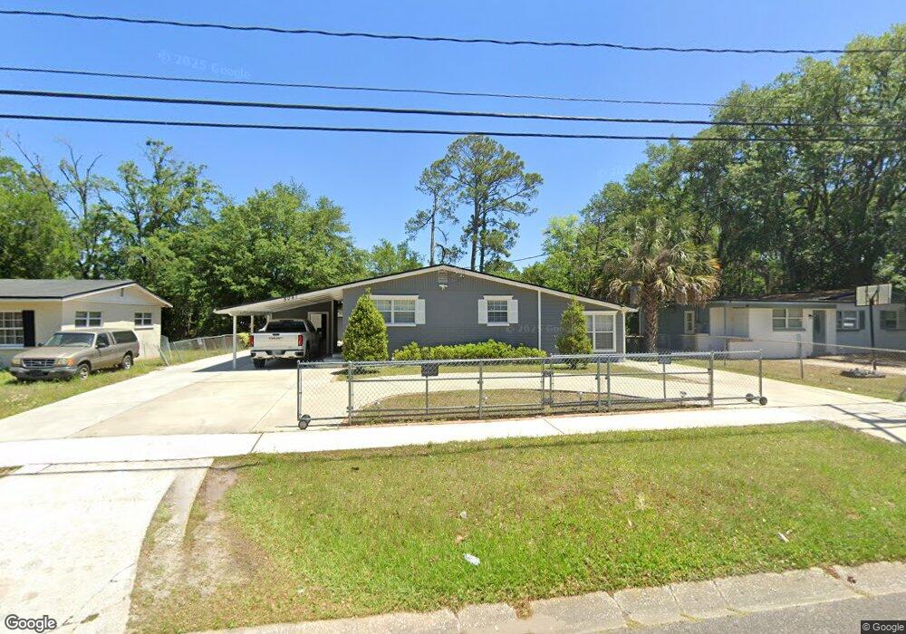 5041 Redstone Dr, Jacksonville, FL 32210 - photo 1