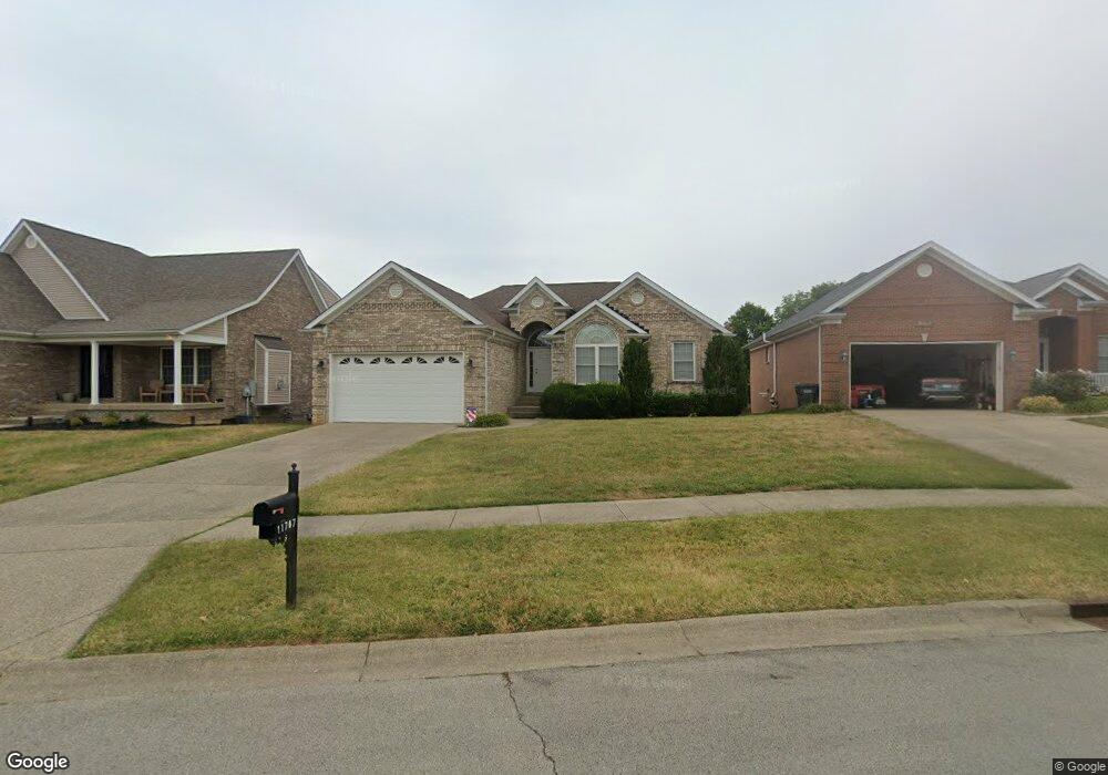 11707 Taylor Rae Dr, Louisville, KY 40229 - photo 1