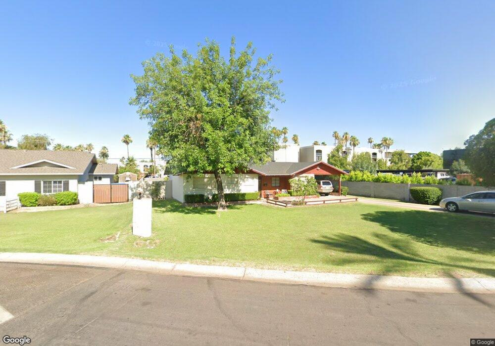 3930 N 42nd Place, Phoenix, AZ 85018 - photo 1