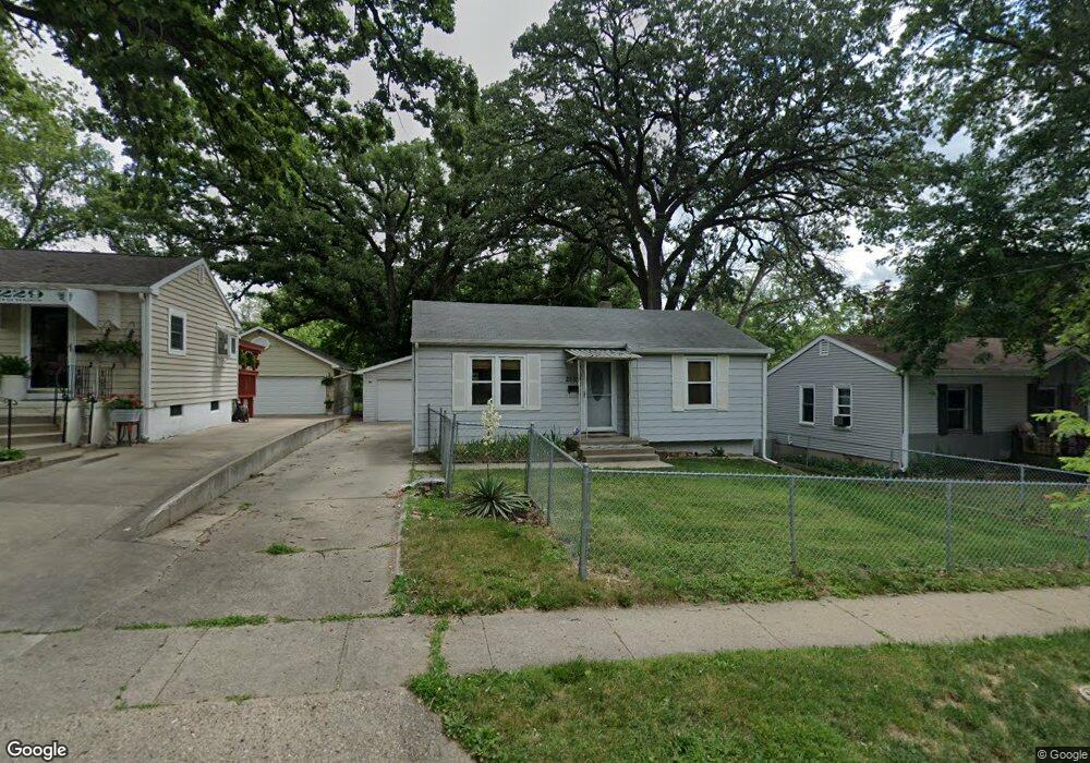 2233 South Union St, Des Moines, IA 50315 - photo 1