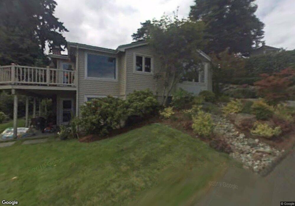 9001 Olympic View Dr, Edmonds, WA 98026 - photo 1