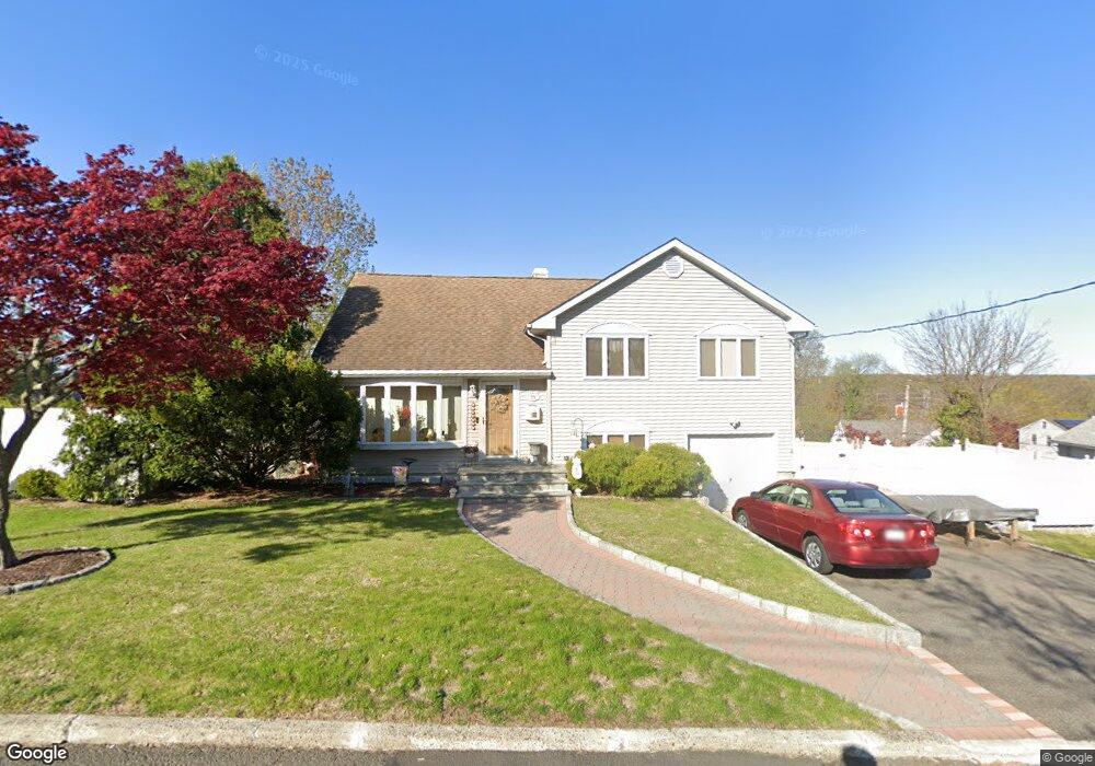 74 Candlewood Dr, Yonkers, NY 10710 - photo 1