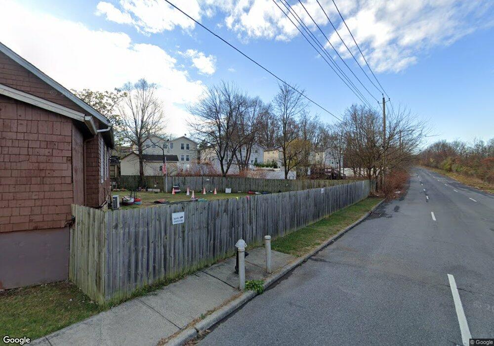 96 Poplar Ave, Staten Island, NY 10309 - photo 1