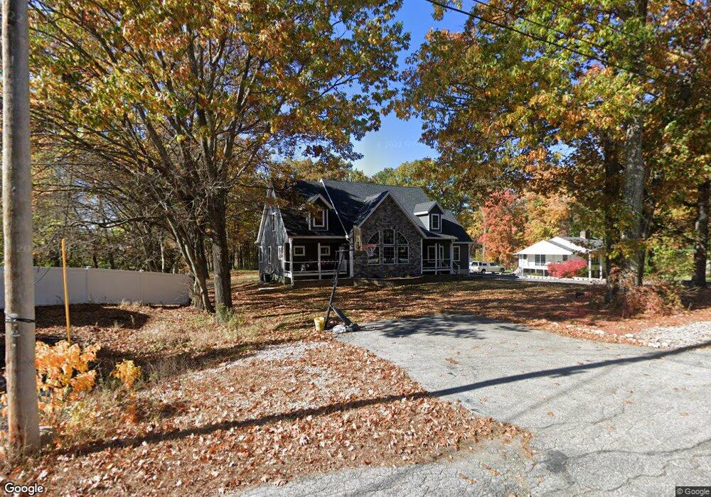 1320 Old Mammoth Rd, Manchester, NH 03104 - photo 1