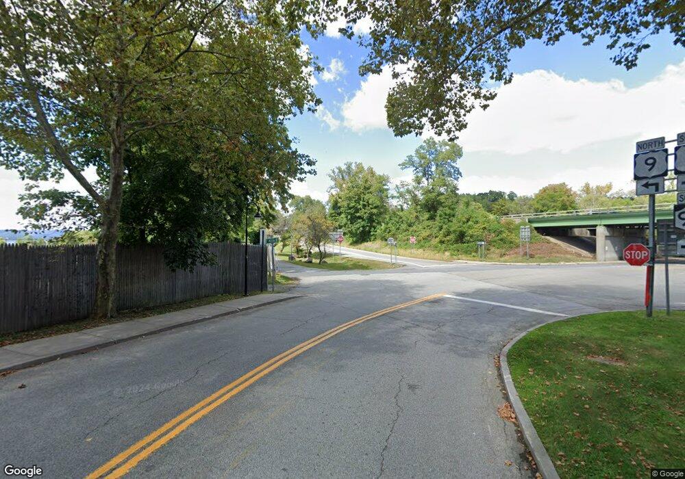 26 Half Moon Bay Dr unit 26F, Croton On Hudson, NY 10520 - photo 1