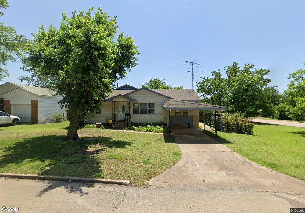 1407 E Cherry St, Cushing, OK 74023 - photo 1