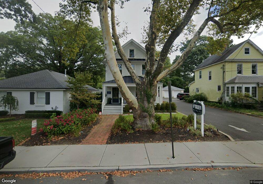 126 E River Rd unit 2nd Floor, Rumson, NJ 07760 - photo 1