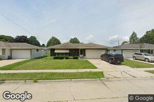 2726 S 19th St, Sheboygan, WI 53081