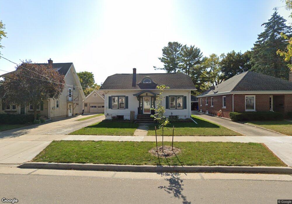 1119 W Summer St, Appleton, WI 54914 - photo 1