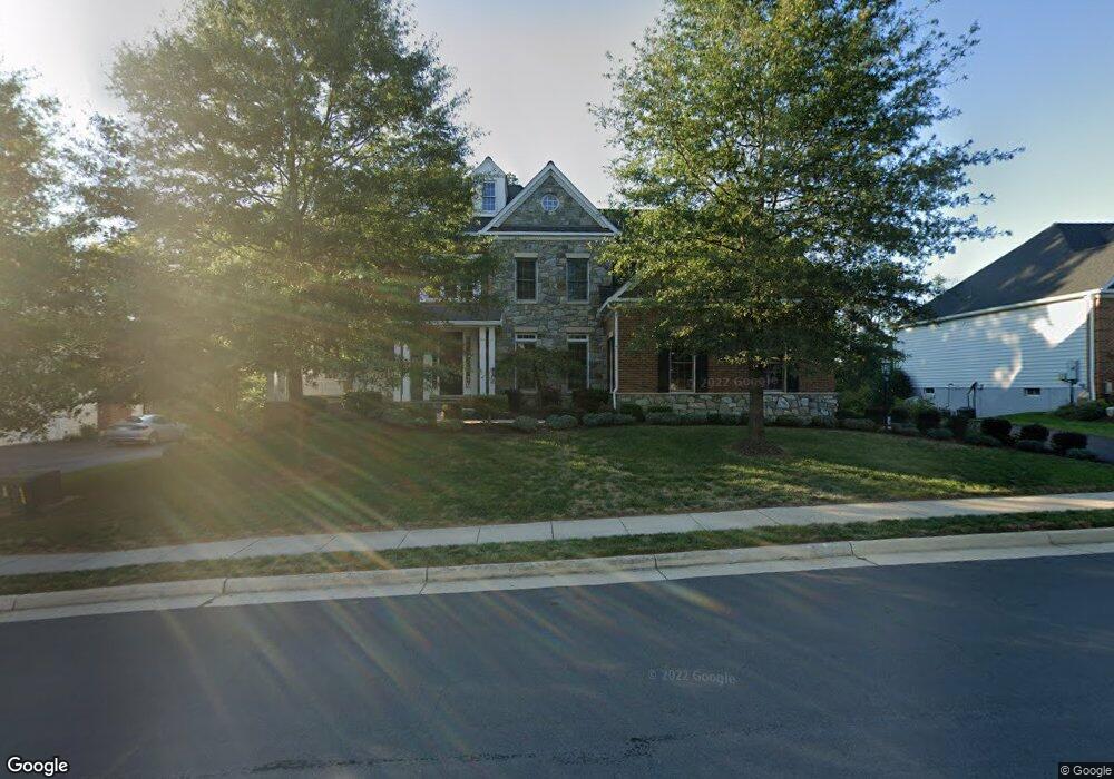 43422 Mountcastle Dr, Chantilly, VA 20152 - photo 1