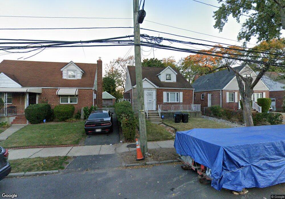 12810 Francis Lewis Blvd, Springfield Gardens, NY 11413 - photo 1