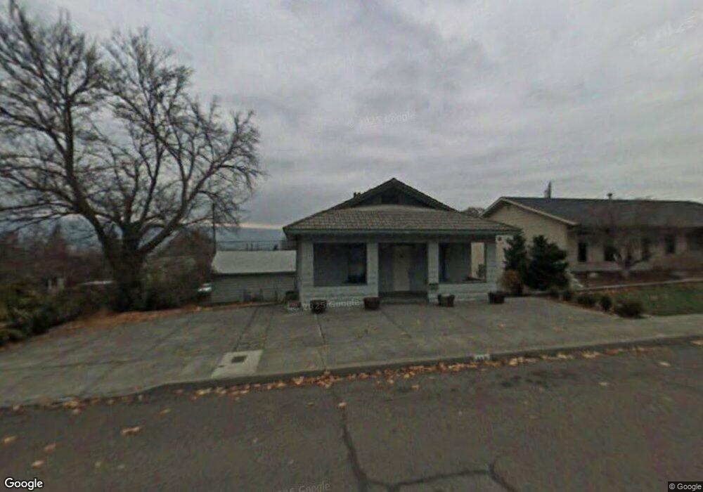 111 E 13th St, the Dalles, OR 97058 - photo 1