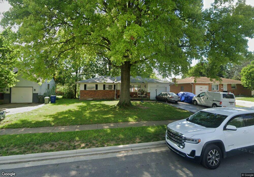 4817 Esterbrook Rd, Columbus, OH 43229 - photo 1