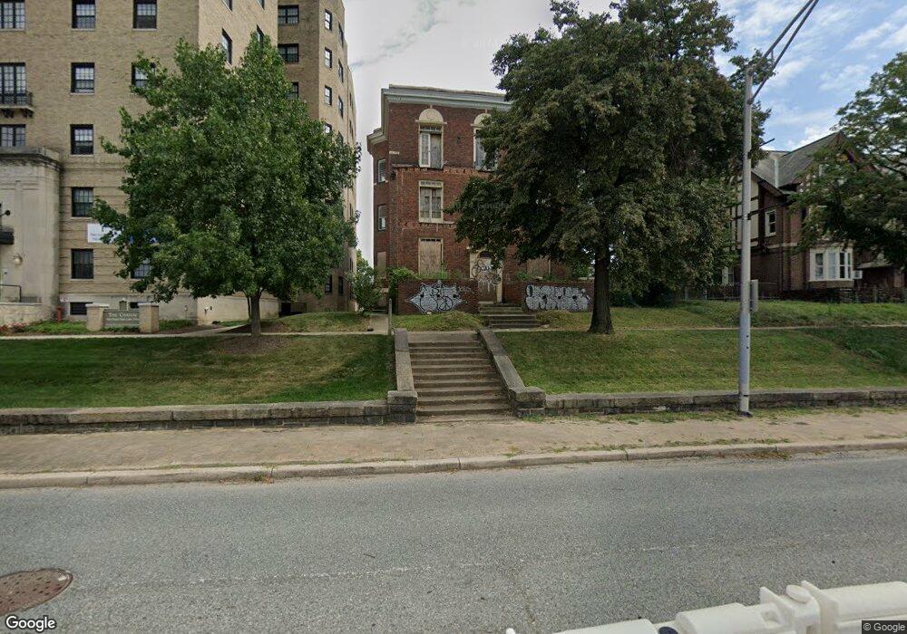 905 Druid Park Lake Dr, Baltimore, MD 21217 - photo 1