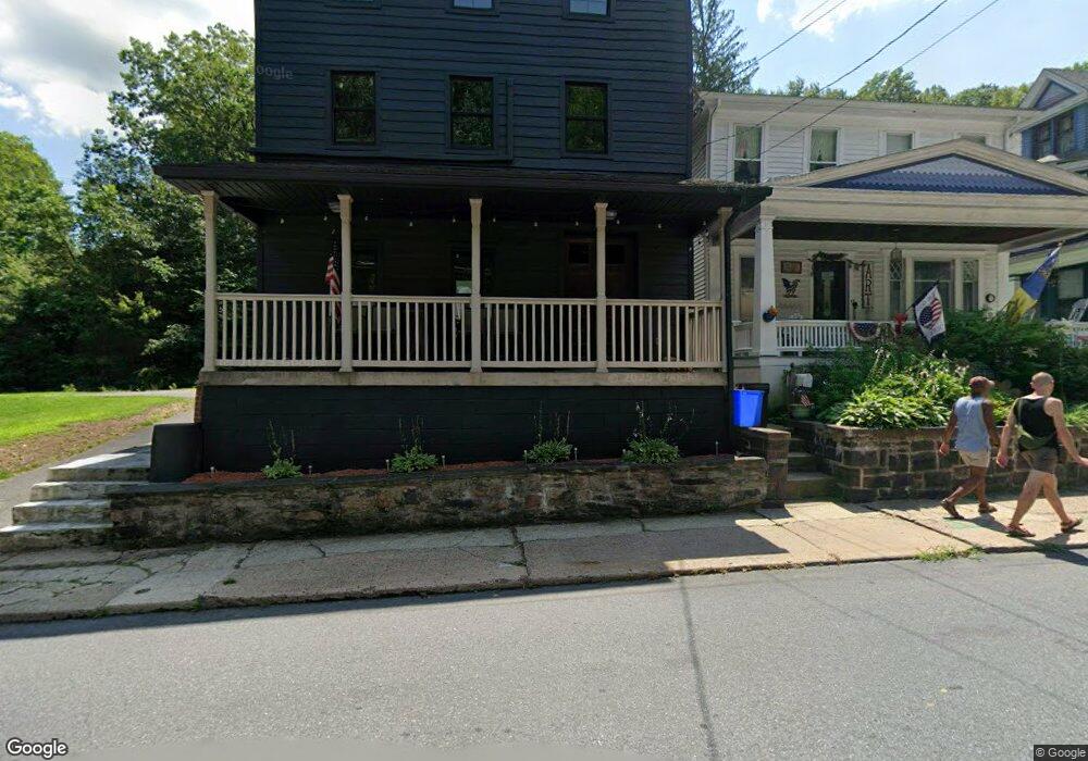 197 W Broadway, Jim Thorpe, PA 18229 - photo 1