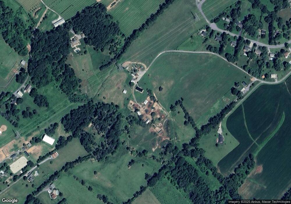 601 Cornett Rd, Sykesville, MD 21784 - photo 1