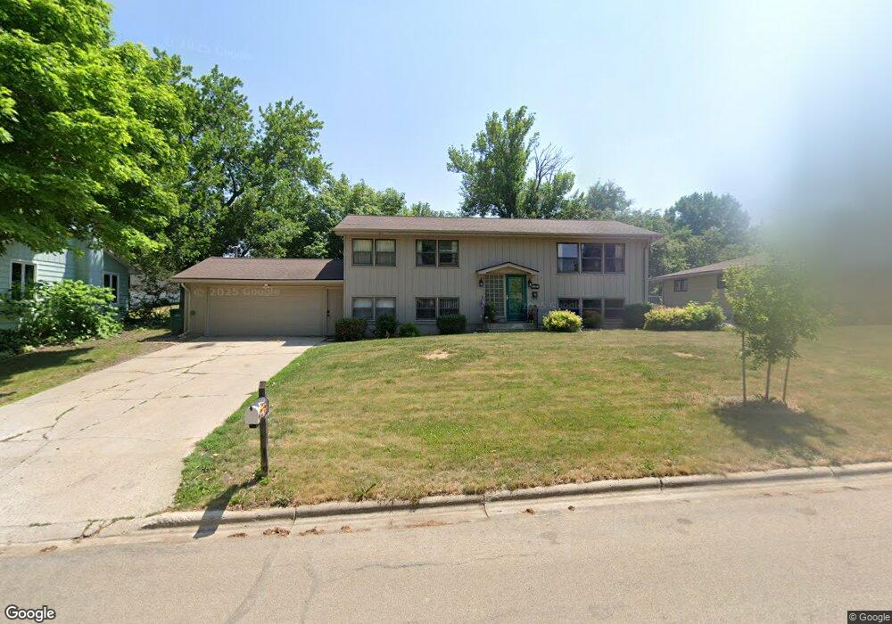 1703 Plainview Ln, Albert Lea, MN 56007 - photo 1