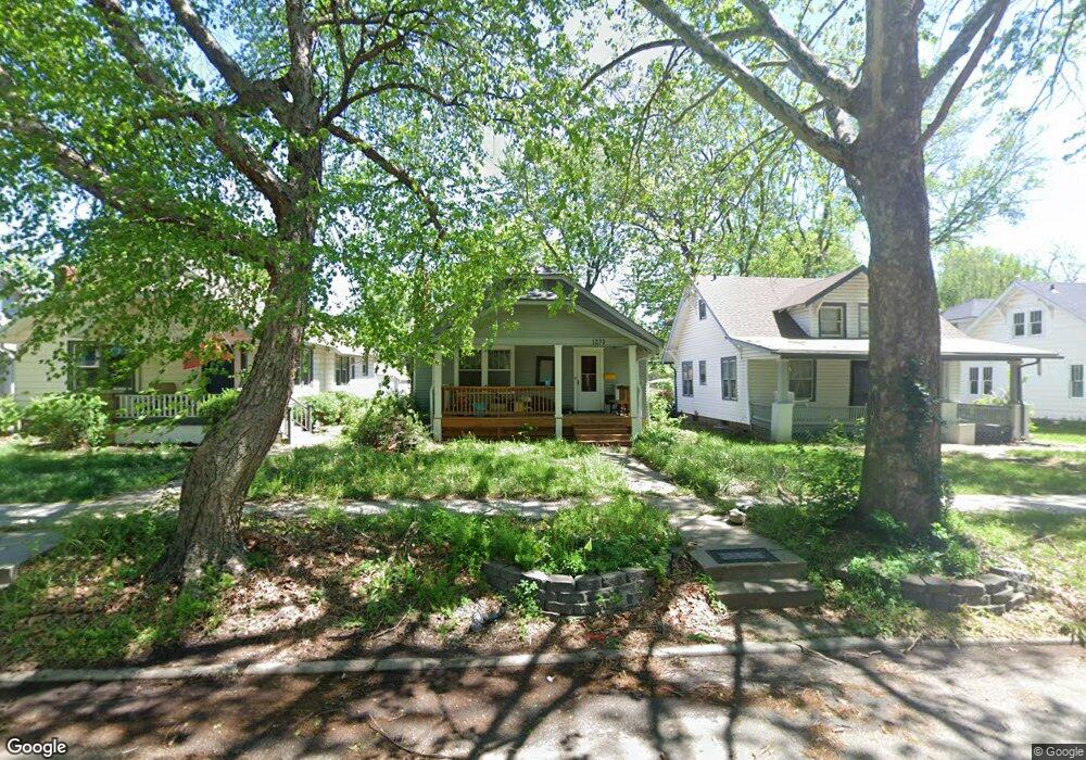 1270 SW Wayne Ave, Topeka, KS 66604 - photo 1