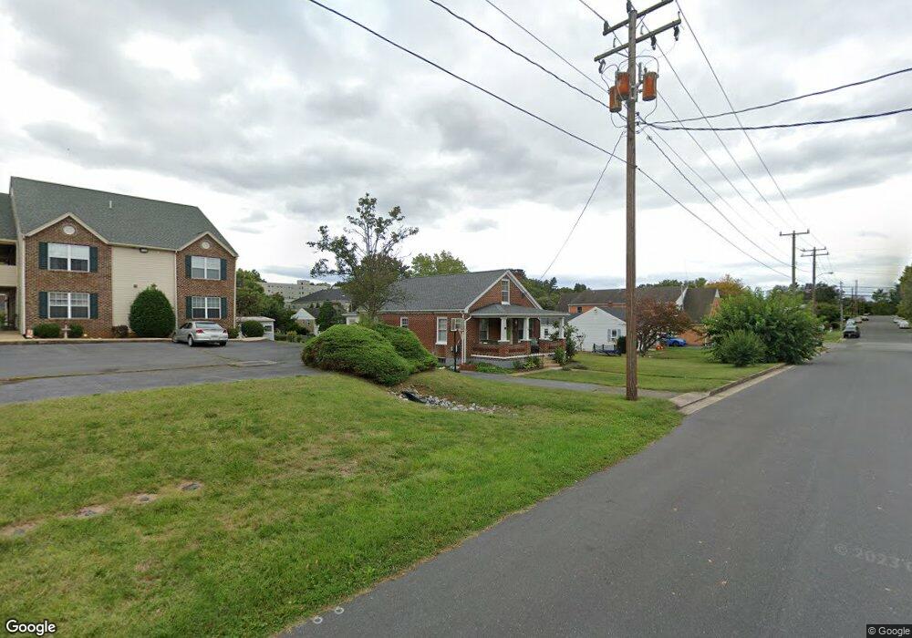 424 S Linden Ave, Waynesboro, VA 22980 - photo 1