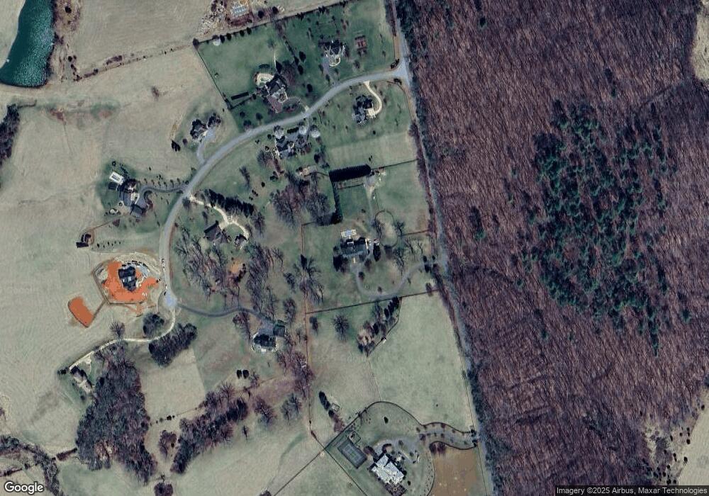 2000 Red Hill Rd, Charlottesville, VA 22903 - photo 1