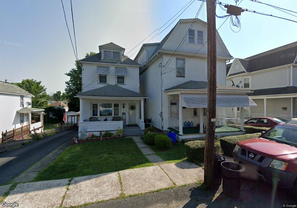 226 Taft St, Hanover Township, PA 18706 - photo 1