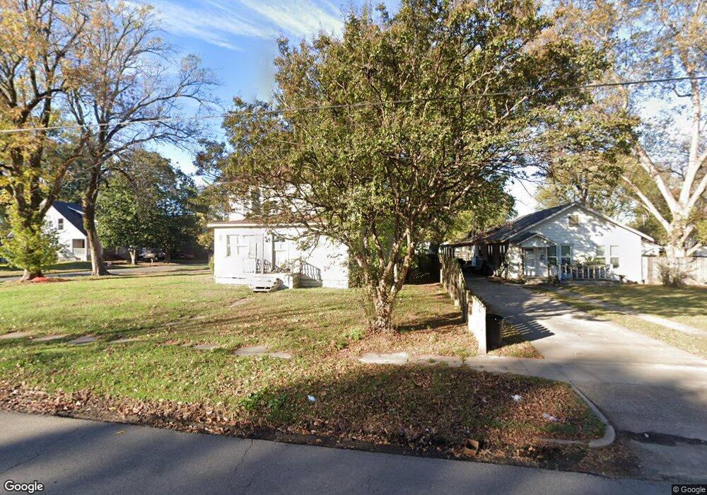 403 E 10th St, Stuttgart, AR 72160 - photo 1