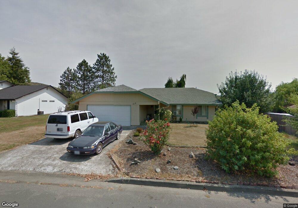 312 N Grove Ln, Sutherlin, OR 97479 - photo 1