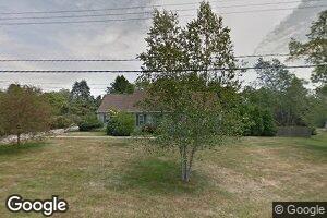 16 Bartlett Rd, Middletown, RI 02842