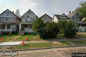 2413 W 5th St, Duluth, MN 55806