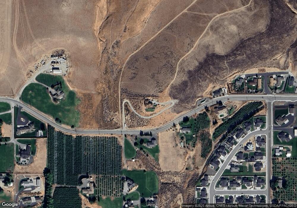 2323 10th St NE, East Wenatchee, WA 98802 - photo 1