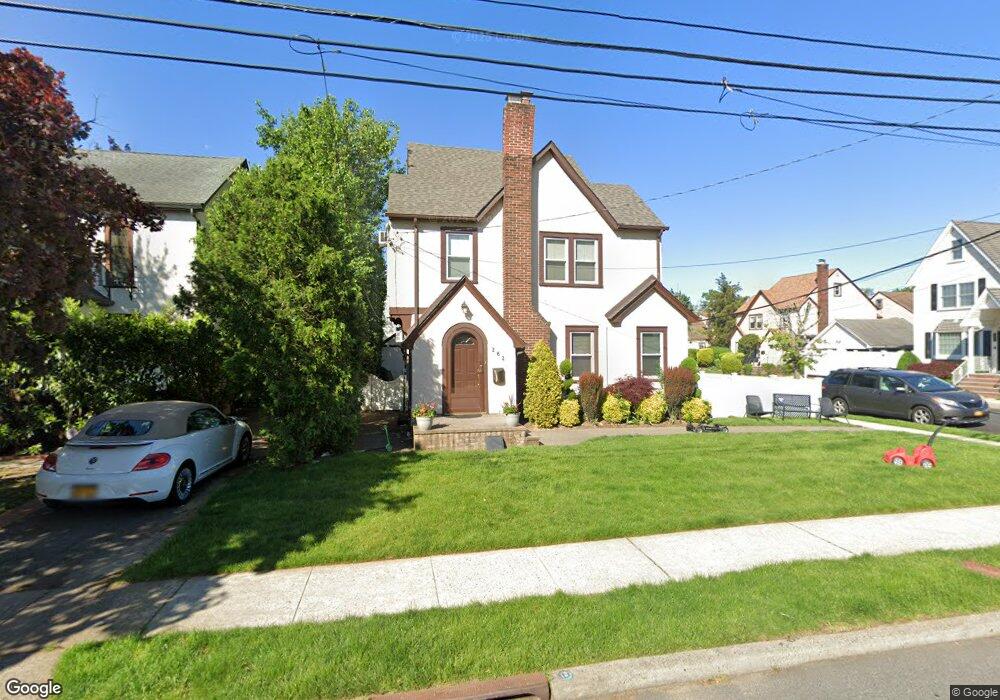 262 Sycamore St, West Hempstead, NY 11552 - photo 1